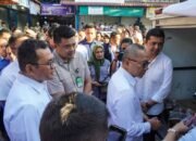 Dampingi Menko Bidang Pangan dan Mendag, Bobby Nasution Tinjau Harga Bahan Pokok Di Pasar Sei Sikambing
