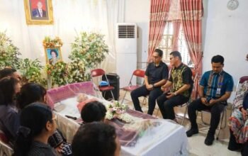 Wali Kota Medan Sampaikan Belasungkawa Mendalam Atas Meninggalnya Orangtua Camat Medan Baru
