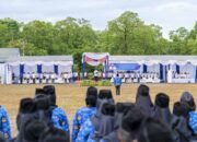 Serahkan SK PPPK, Rico Waas Tekankan Pentingnya Menjadi Aparatur Profesional, Berintegritas dan Berorientasi Pada Pelayanan Publik