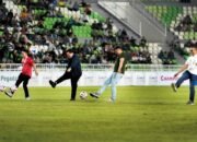 Gubernur Bobby Nasution dan Ketua PSSI Erick Thohir Tendang Bola Buka ‘Pegadaian Championship’ Apresiasi Sumut Dipilih Jadi Tuan Rumah Pembukaan