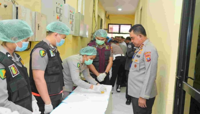Kapolda Sumut Lakukan Tes Urine Serentak Tindaklanjuti Instruksi Kapolri dalam Rapim 2026