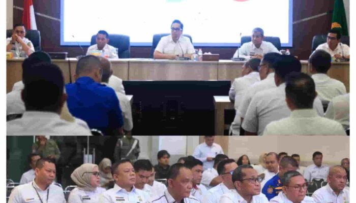 Perkuat Pengawasan Lewat SAPA KOTA, Rico Waas Ultimatum Camat: Tak Ada Lagi Sampah Berserakan Di Medan!