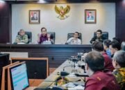 Rico Waas Dorong Digitalisasi, Layanan Ambulans Terintegrasi, Pengurusan KK dan KTP di Kelurahan