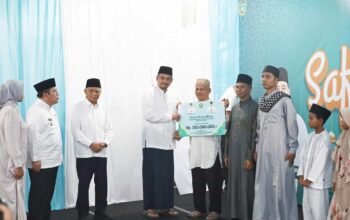 Serahkan Berbagai Bantuan dan Hibah  Rp350 Juta, Bobby Nasution Minta Masjid Perhatikan Pembangunan dan Kesejahteraan