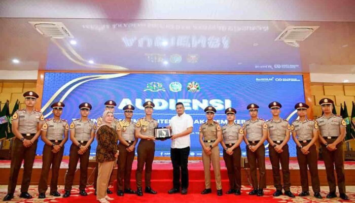 Bobby Nasution Tekankan Kekompakan kepada Taruna Akpol dan Akmil