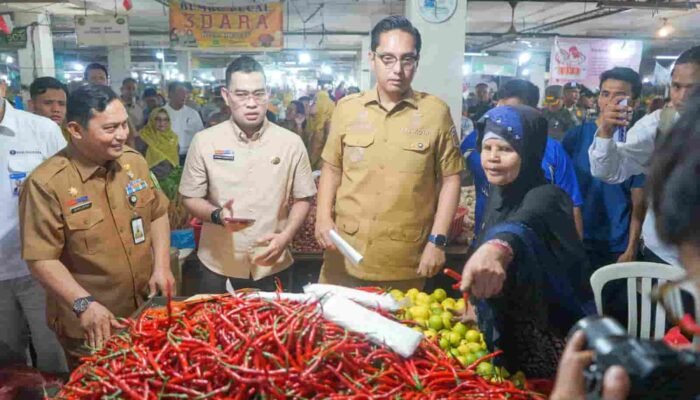 Pantau Pasar Jelang Idulfitri, Wali Kota Medan Pastikan Stok Aman dan Harga Stabil, Rico Waas: Masyarakat Tidak Perlu Khawatir