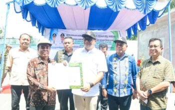 Bupati & Wabup Salurkan Bantuan 1.800 Paket Sembako PT Evergreen International