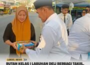 Rutan Kelas I Labuhan Deli Melaksanakan Kegiatan Berbagi Takjil kepada Masyarakat Sekitar sebagai Wujud Kepedulian Sosial