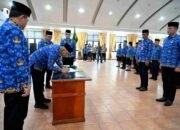 Pj Sekdaprov Sumut Kukuhkan Pengurus Korpri Karo 2025–2030