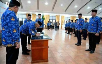 Pj Sekdaprov Sumut Kukuhkan Pengurus Korpri Karo 2025–2030