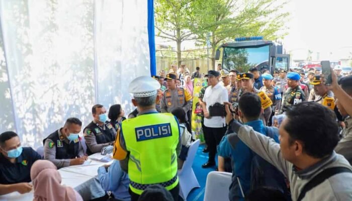 Polda Sumut Sediakan Layanan Kesehatan Gratis bagi Pemudik dan Sopir Bus
