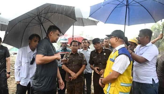 Gubernur Sumut Bobby Nasution Desak Percepatan Proyek Tanggul dan Sabodam Sungai Tukka
