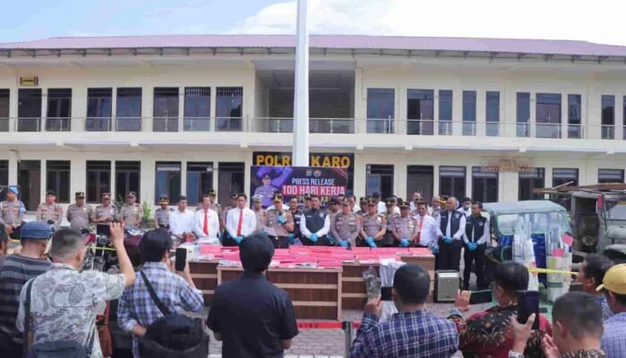Polres Karo Tuntaskan Puluhan Kasus dalam 100 Hari, Kapolres : “Kami Tidak Bisa Bekerja Sendiri”