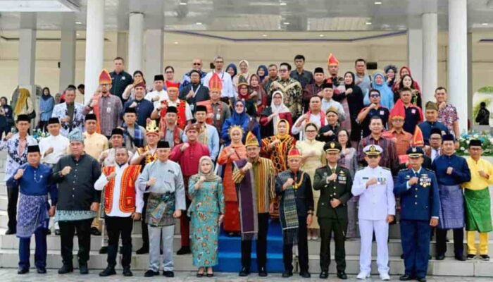 Hardiknas 2026, Bobby Nasution Minta Kenaikan Gaji Guru Tiap Tahun dan Penguatan Fasilitas Pendidikan