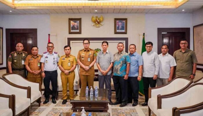 Sambut May Day, Rico Waas: Momentum Perkuat Sinergi Nyata Pemerintah dan Pekerja