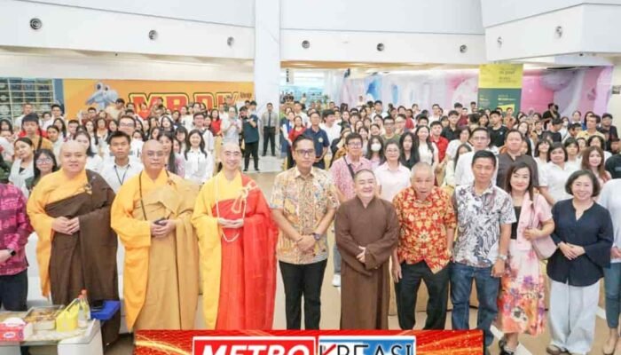 Peringati Hari Tri Suci Waisak, Wali Kota Medan Ajak Umat Buddha Pancarkan Cahaya Kebaikan