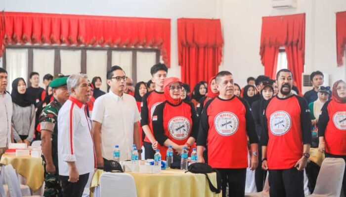 Belum Dilantik Sudah Beri Manfaat, Rico Waas Apresiasi Aksi Sosial Maluku Medan Bersatu