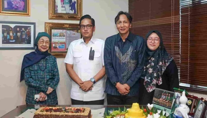 Hadiri HUT Ke-29 Waspada Online, Wali Kota Medan Tekankan Pentingnya Adaptasi, Inovasi dan Kredibilitas