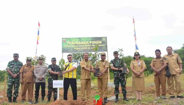 Kolaborasi Pemkab dan TNI Hijaukan Kawasan Bendungan Lau Simeme
