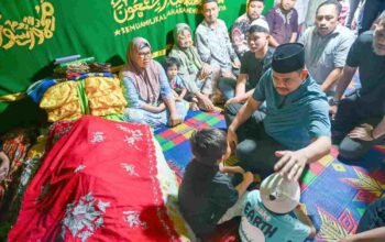 Melayat ke Rumah Duka Nelayan di Nias Selatan, Bobby Nasution Kuliahkan dan Siapkan Pekerjaan untuk Anak Almarhum