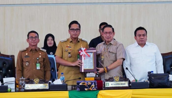 Ranperda Pertanggungjawaban Pelaksanaan APBD TA 2025 Disetujui, Wali Kota Medan Apresiasi Sinergitas Antara Legislatif dan Eksekutif