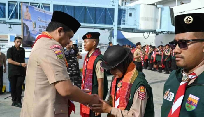 Bobby Nasution Lepas 1.179 Pramuka Sumut ke Jamnas XII, Pesan Jaga Nama Baik Daerah