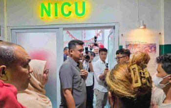 Gubernur Bobby Jenguk Siswi SMKN 1 Berastagi yang Dirawat Intensif, Minta Kasus MBG Tak Berulang