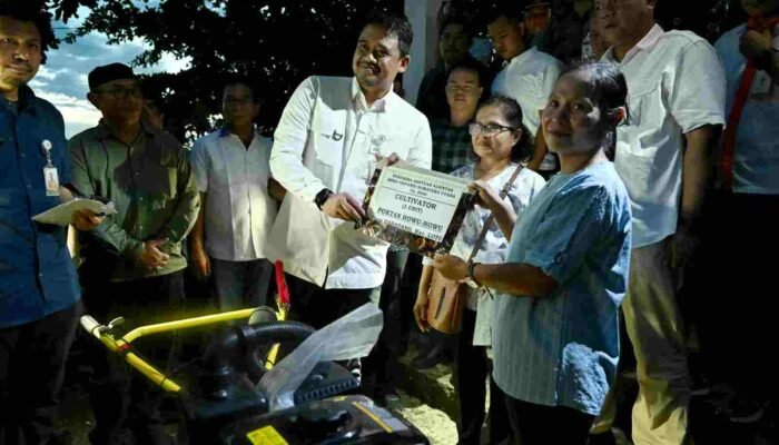 Gubernur Bobby Nasution Siapkan Rumah Produksi Kelapa di Nias Utara