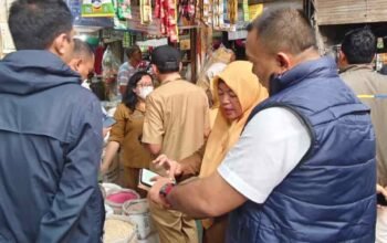Sidak Harga Beras di Pasar Sei Sikambing, Dinas Koperasi Medan Pastikan Monitoring Dilakukan Setiap Hari