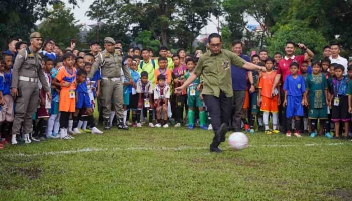 760 Atlet Ikuti Kejuaraan Sepak Bola Pelajar Antarkecamatan Piala Wali Kota Medan I