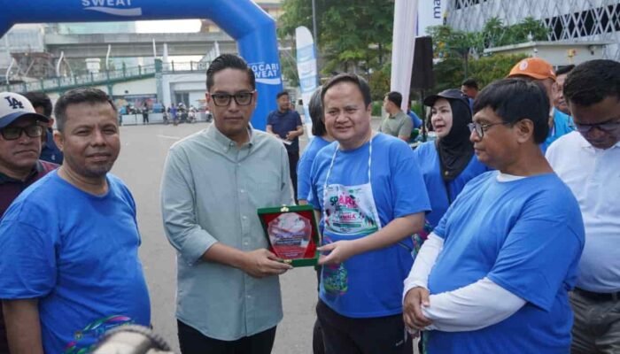 Lepas Jalan Sehat Spark Go To Campus, Wali Kota Medan Tekankan Pentingnya Edukasi Kesehatan Reproduksi