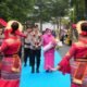Resmi Pimpin Polda Sumut, Irjen Pol Sonny Irawan Disambut Ulos dan Tarian Tradisional