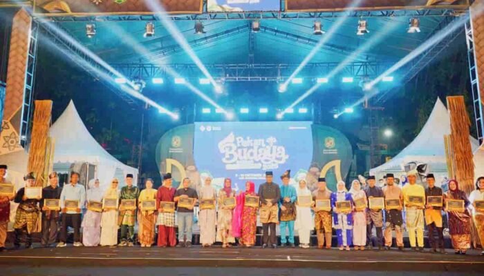Buka Pekan Budaya Medan 2026, Rico Waas Main Gendang Melayu Deli dan Ajak Masyarakat Rawat Warisan Leluhur