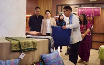 Rico Waas dan Airin Optimalkan Galeri Mustika Deli Dekranasda sebagai Ruang Promosi UMKM