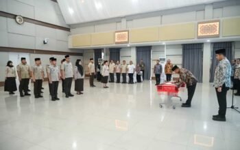 Lantik 15 Pejabat Bapenda, Pj Sekdaprov Sumut Tekankan Optimalisasi PAD
