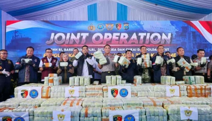Kapolri Puji Bobby Nasution, Gubernur Pertama di Indonesia Larang ASN Pakai Vape
